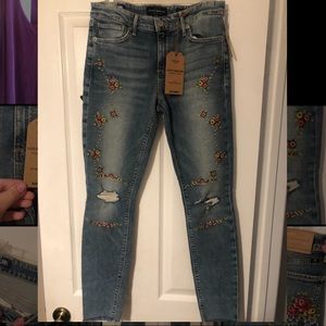 NWT Lucky Brand Ava Skinny Jeans! ~Size  4